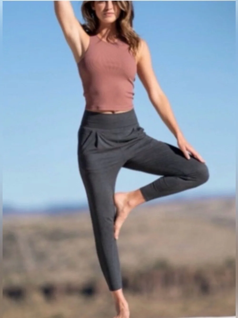 Vuori Lux Pleated High-Waist Harem Jogger Pants X-Large Black - Picture 7 of 7